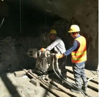 师宗水下抗分散灌浆料特点 水下不分散注浆料介绍